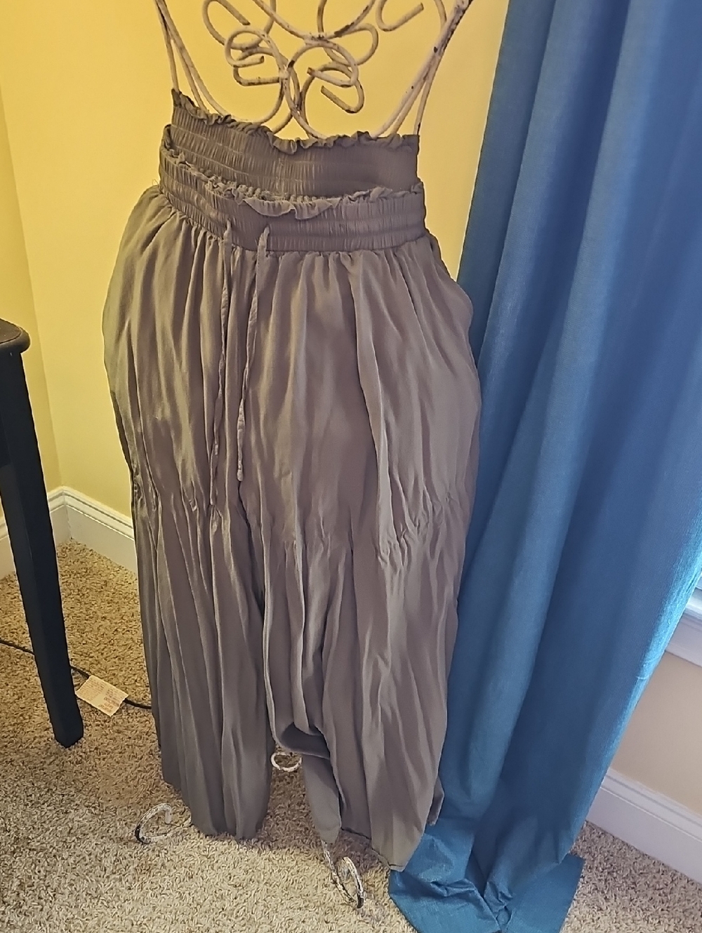 Smocked Waist Olive Green Flowing Women's Maxi Pants